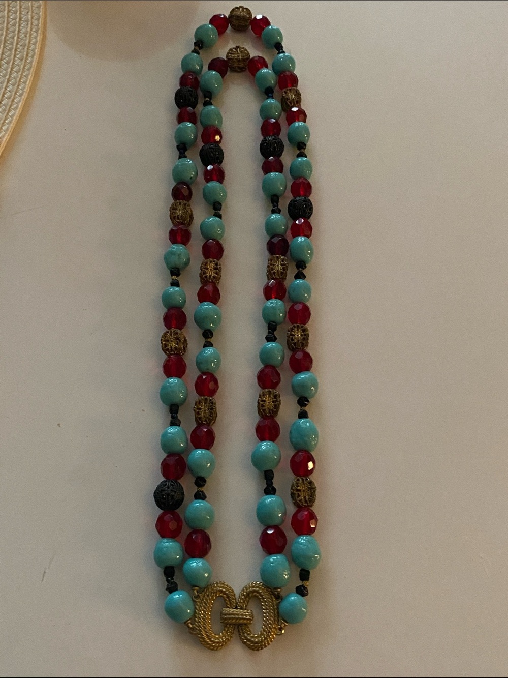 MARVELLA VINTAGE Turquoise & Red Beaded Necklace with Gold Interlock Clasp